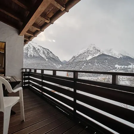Chasa Panorama Ferienhaus Scuol